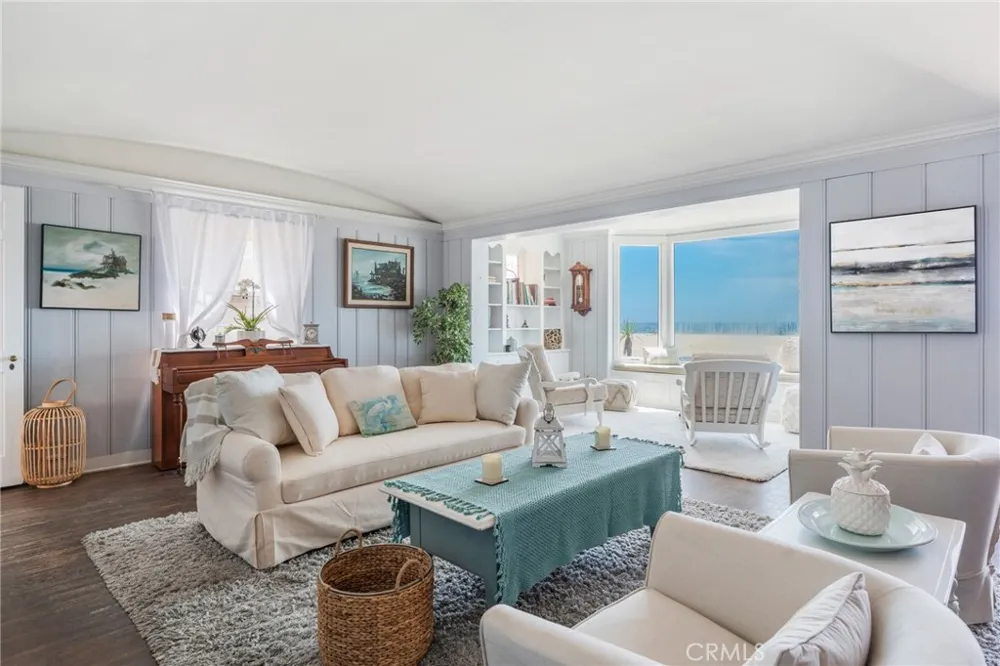1818 The Strand #1 Hermosa Beach, CA 90254