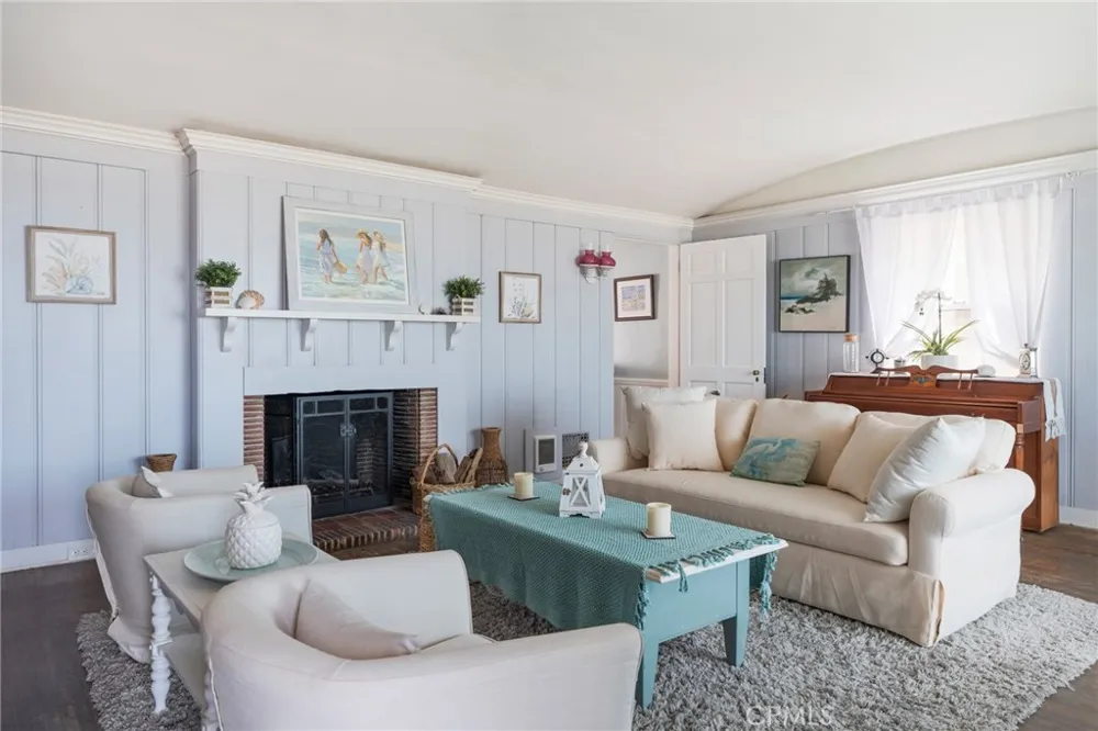 1818 The Strand #1 Hermosa Beach, CA 90254