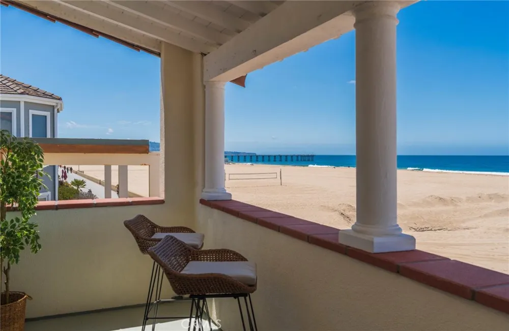 1818 The Strand #1 Hermosa Beach, CA 90254