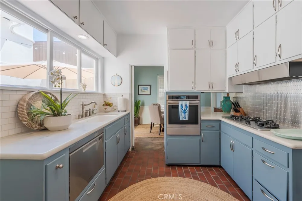 1818 The Strand #1 Hermosa Beach, CA 90254