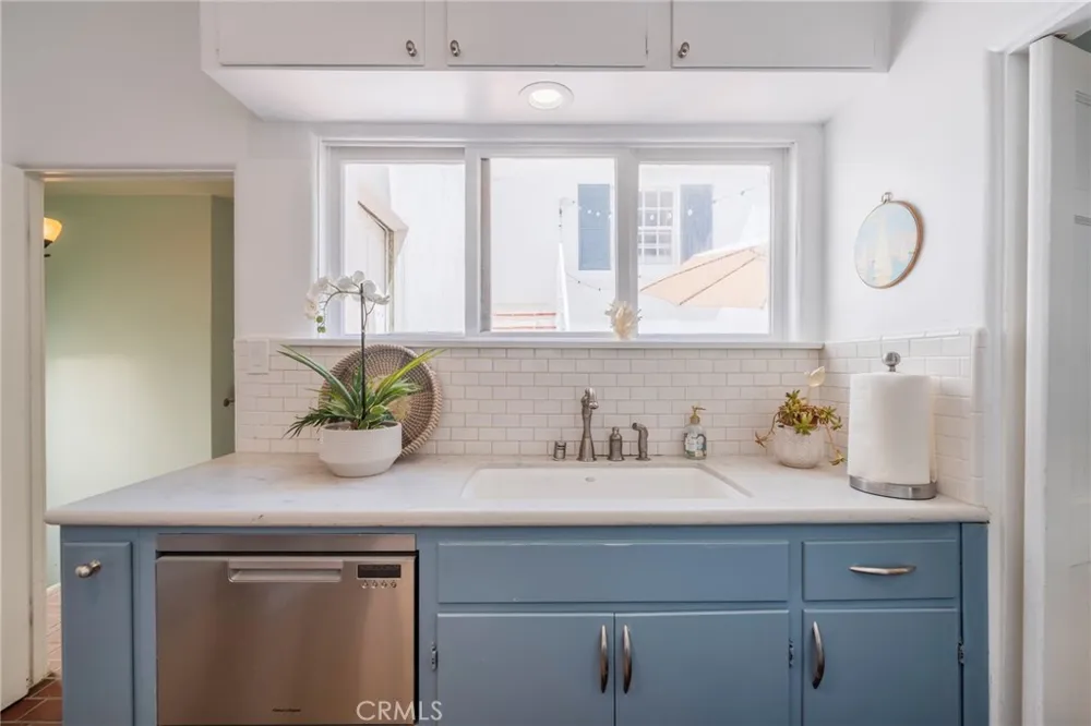 1818 The Strand #1 Hermosa Beach, CA 90254