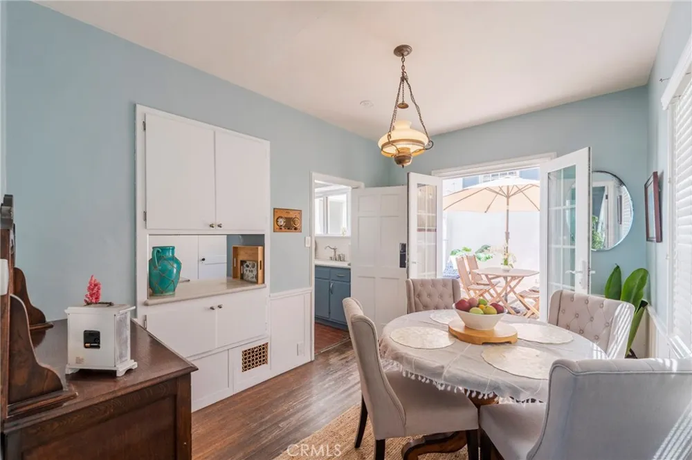 1818 The Strand #1 Hermosa Beach, CA 90254