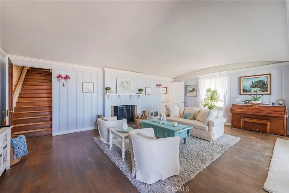 1818 The Strand #1 Hermosa Beach, CA 90254