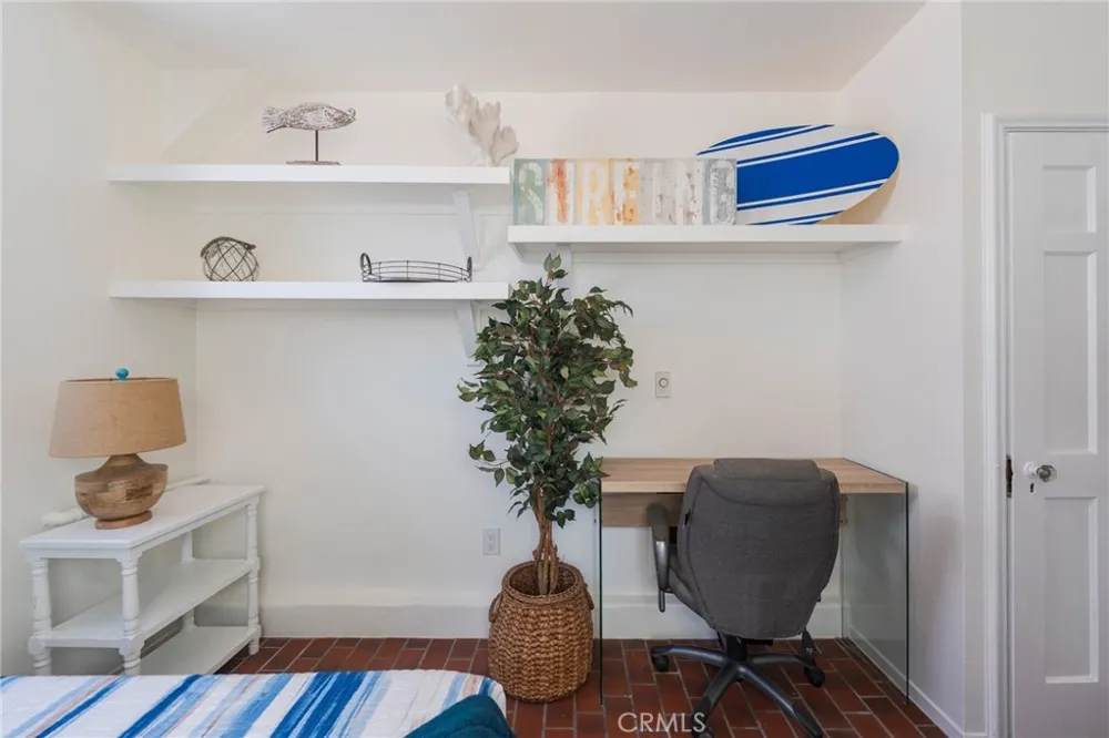 1818 The Strand #1 Hermosa Beach, CA 90254