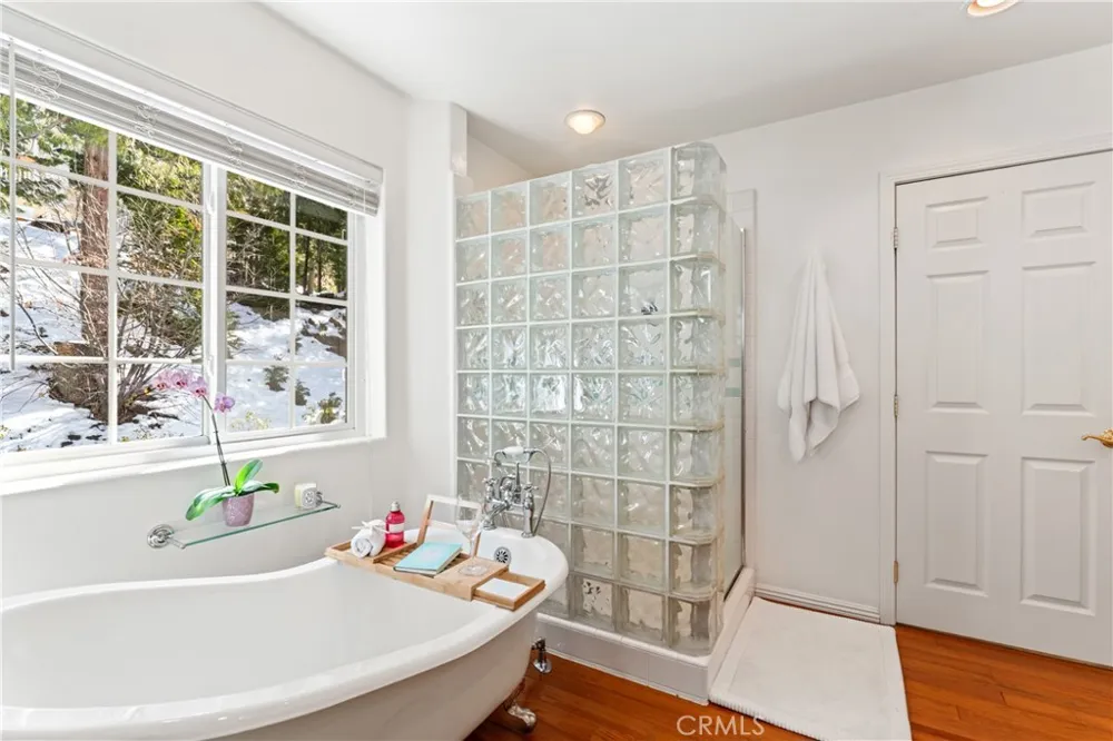 197 Massive Road Lake Arrowhead, CA 92317