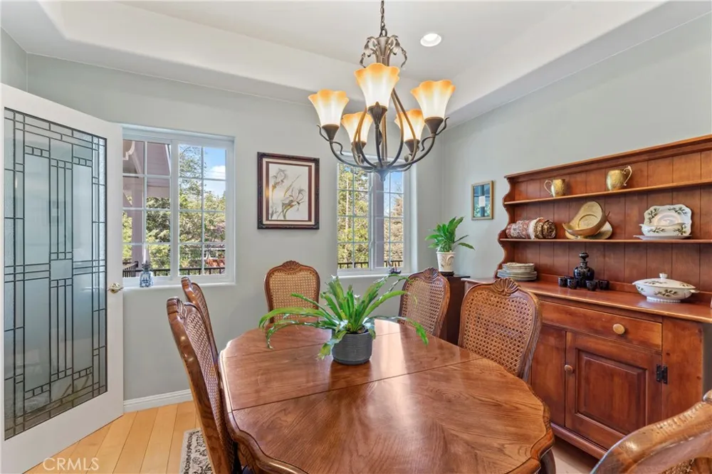 197 Massive Road Lake Arrowhead, CA 92317