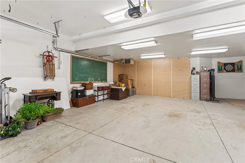197 Massive Road Lake Arrowhead, CA 92317
