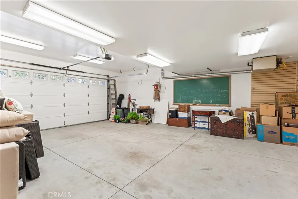197 Massive Road Lake Arrowhead, CA 92317