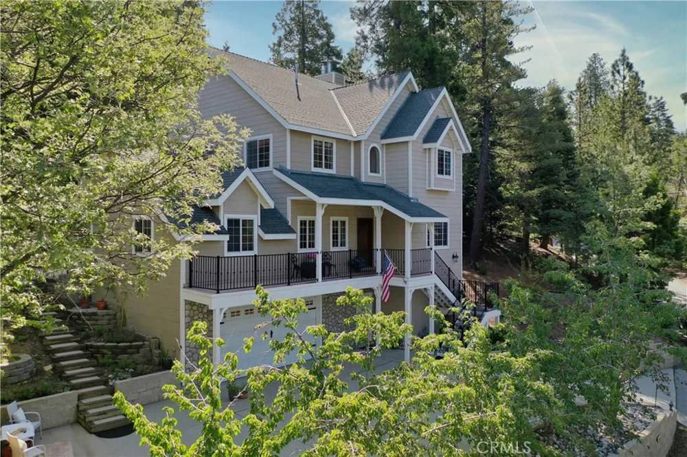 197 Massive Road Lake Arrowhead, CA 92317