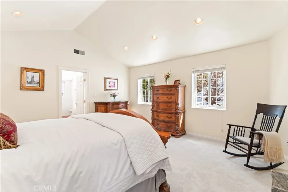 197 Massive Road Lake Arrowhead, CA 92317