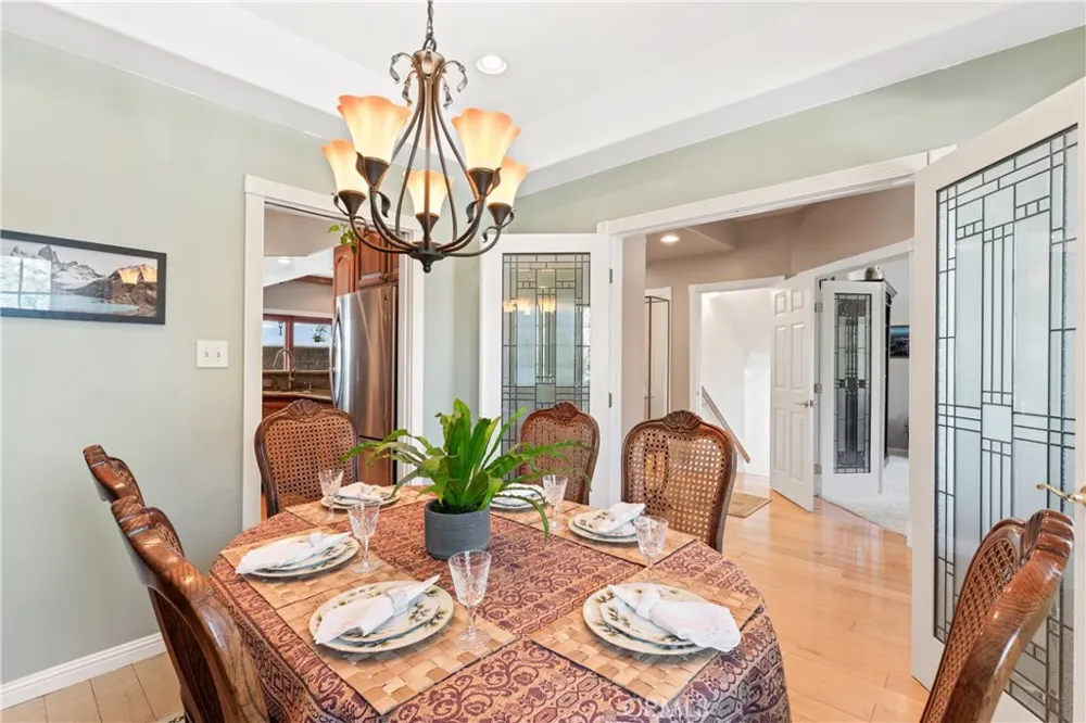 197 Massive Road Lake Arrowhead, CA 92317