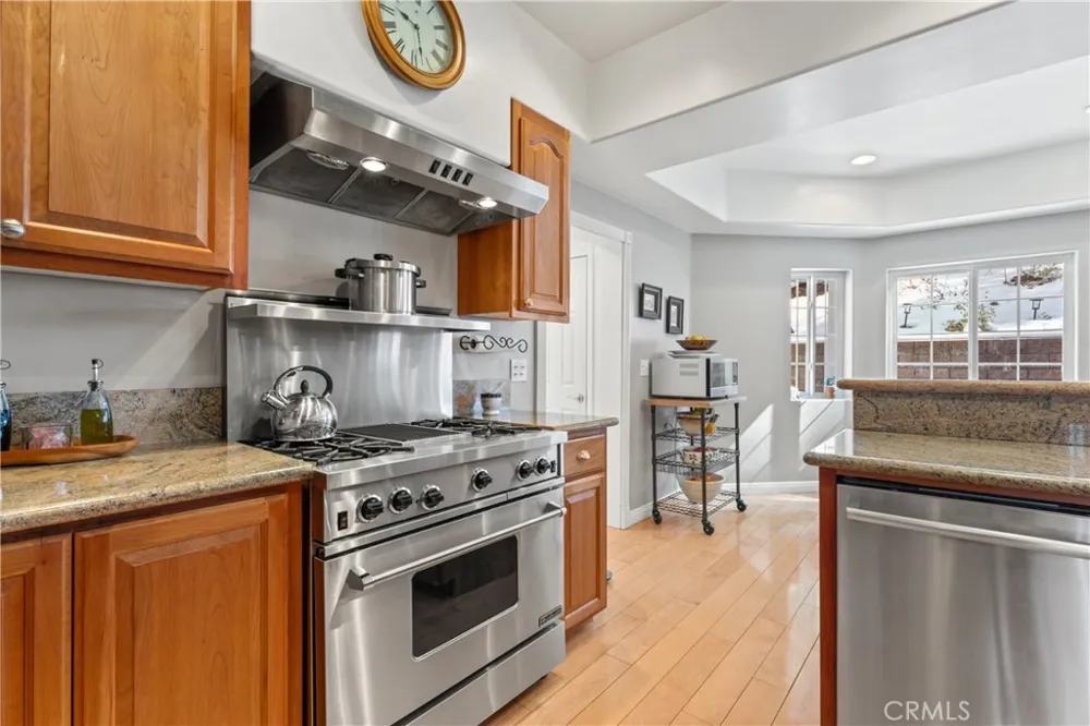 197 Massive Road Lake Arrowhead, CA 92317