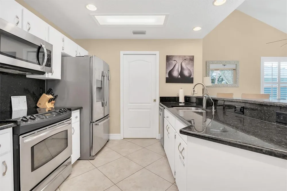 906 LANDMARK CIRCLE S Tierra Verde, FL 33715