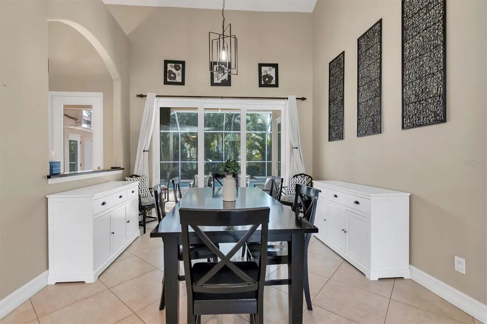 906 LANDMARK CIRCLE S Tierra Verde, FL 33715
