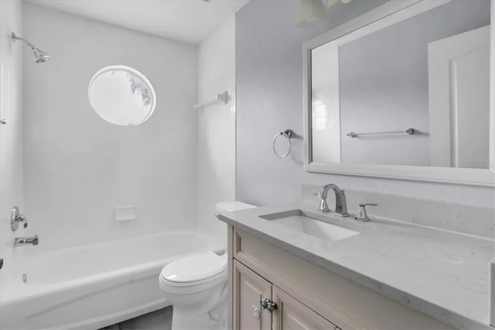 906 LANDMARK CIRCLE S Tierra Verde, FL 33715