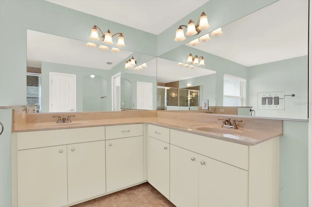 1155 E BLUEBIRD COURT Hernando, FL 34442