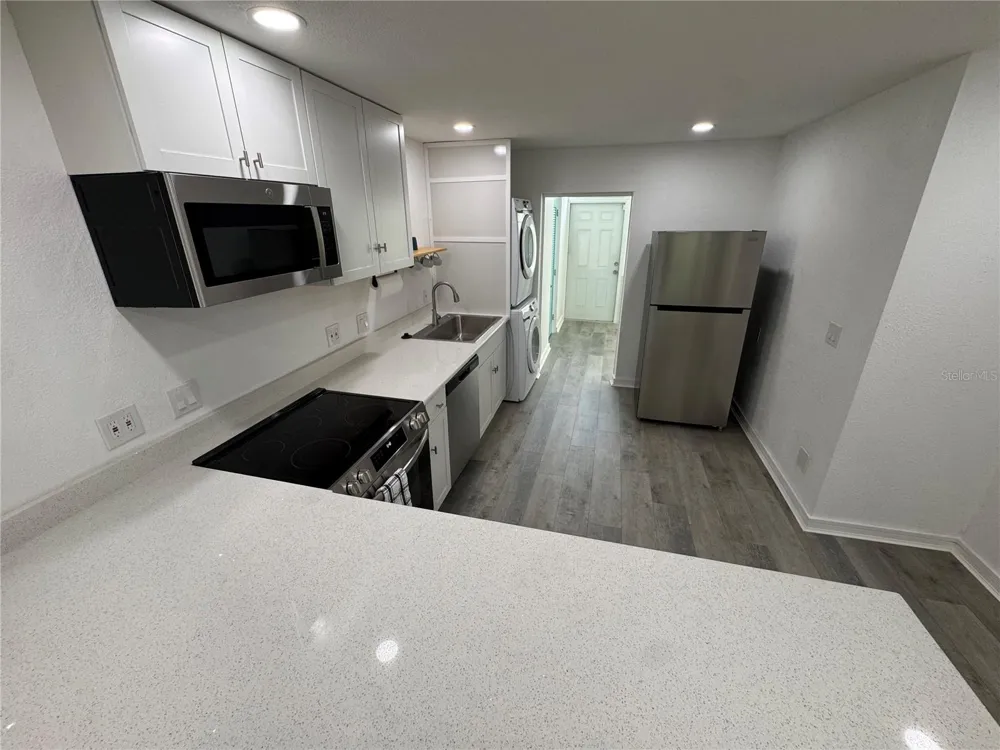 5720 13TH AVENUE #106B St Petersburg, FL 33710