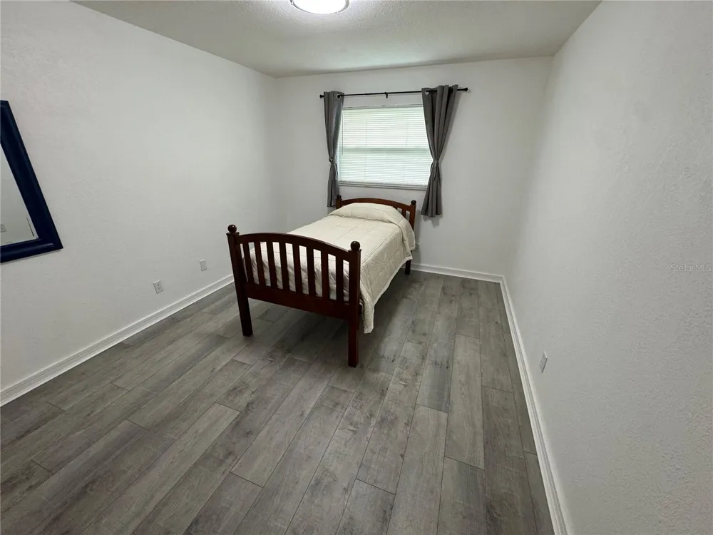 5720 13TH AVENUE #106B St Petersburg, FL 33710