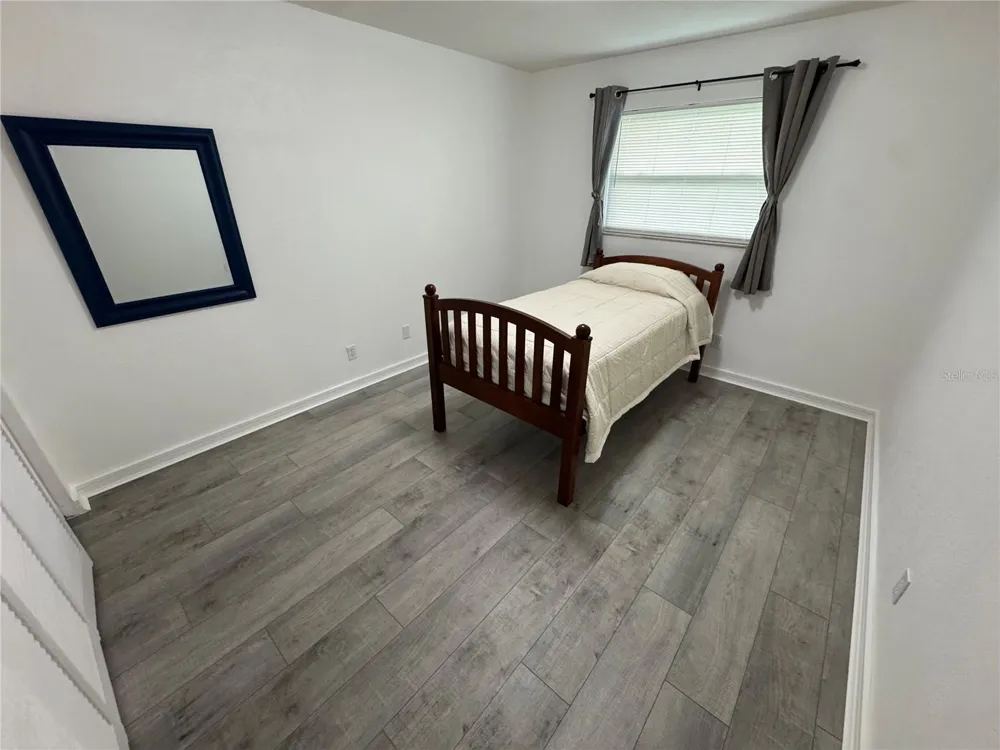 5720 13TH AVENUE #106B St Petersburg, FL 33710