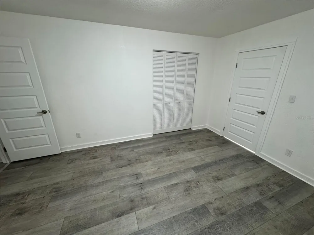 5720 13TH AVENUE #106B St Petersburg, FL 33710