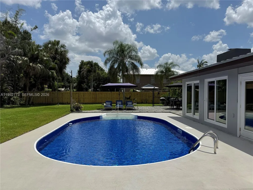 2497 NW South Manor Ave Stuart, FL 34994