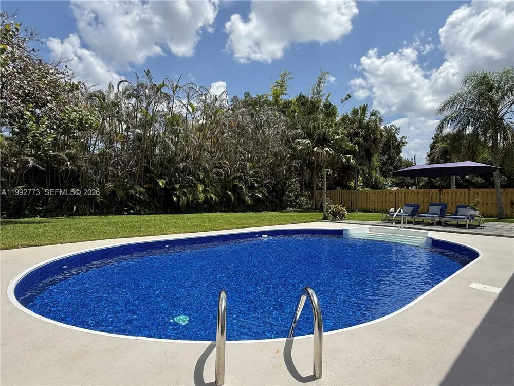 2497 NW South Manor Ave Stuart, FL 34994
