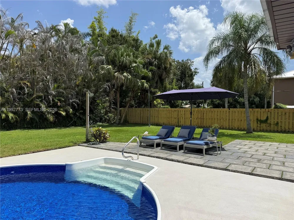 2497 NW South Manor Ave Stuart, FL 34994