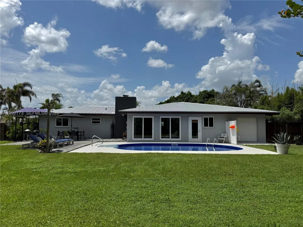 2497 NW South Manor Ave Stuart, FL 34994