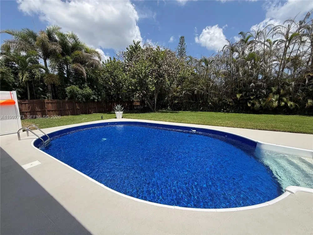 2497 NW South Manor Ave Stuart, FL 34994