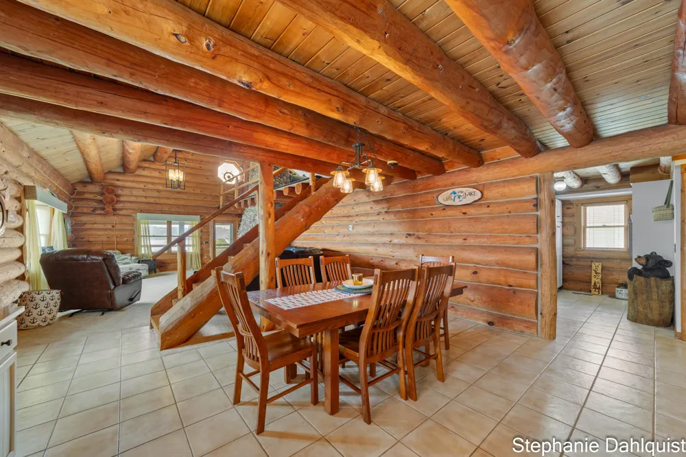 1601 Westwind Court Laketon Township, MI 49445