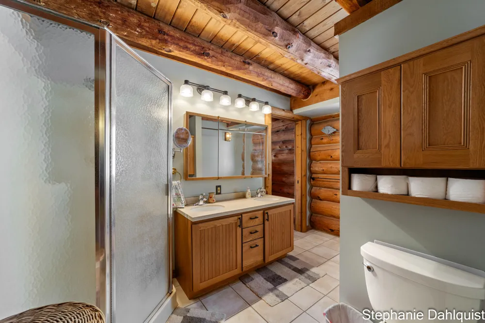 1601 Westwind Court Laketon Township, MI 49445