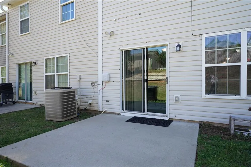 5338 Creekview Lane Morrow, GA 30260