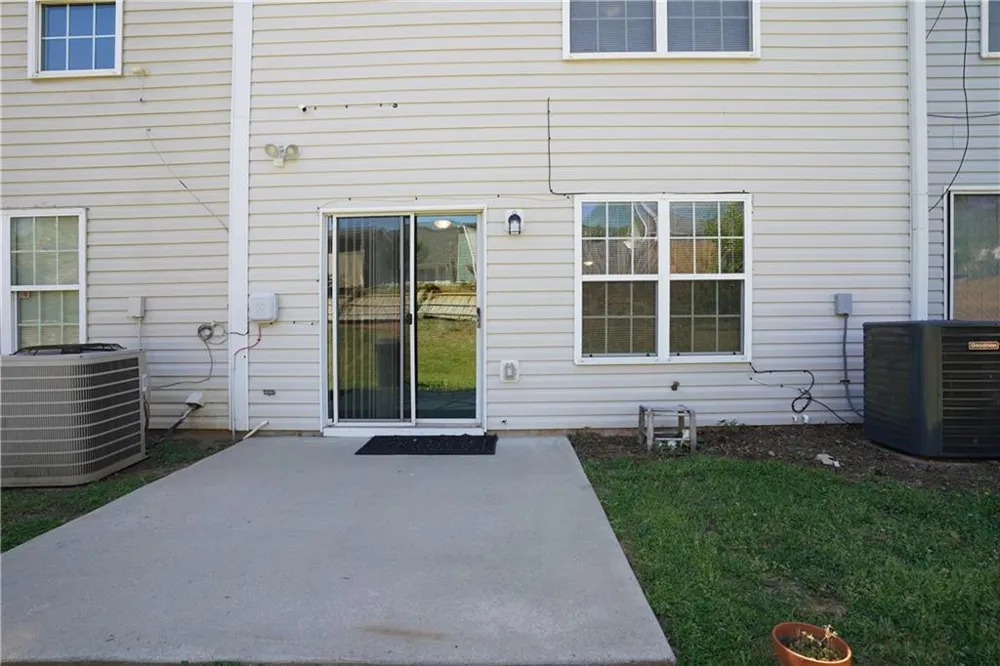 5338 Creekview Lane Morrow, GA 30260