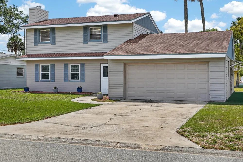 1238 SUWANEE ROAD Daytona Beach, FL 32114
