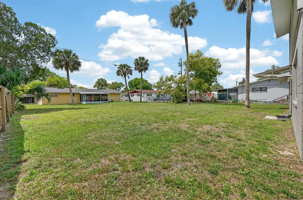 1238 SUWANEE ROAD Daytona Beach, FL 32114