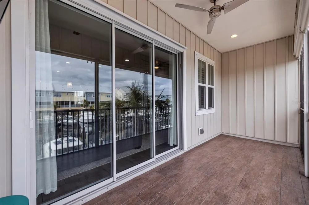 6064 MOORINGS DRIVE S St Petersburg, FL 33712