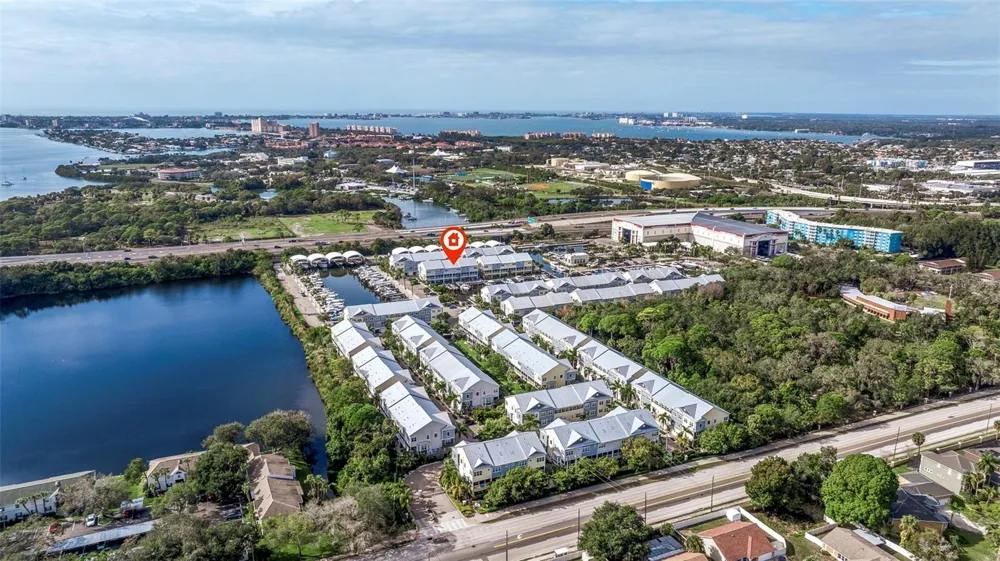 6064 MOORINGS DRIVE S St Petersburg, FL 33712