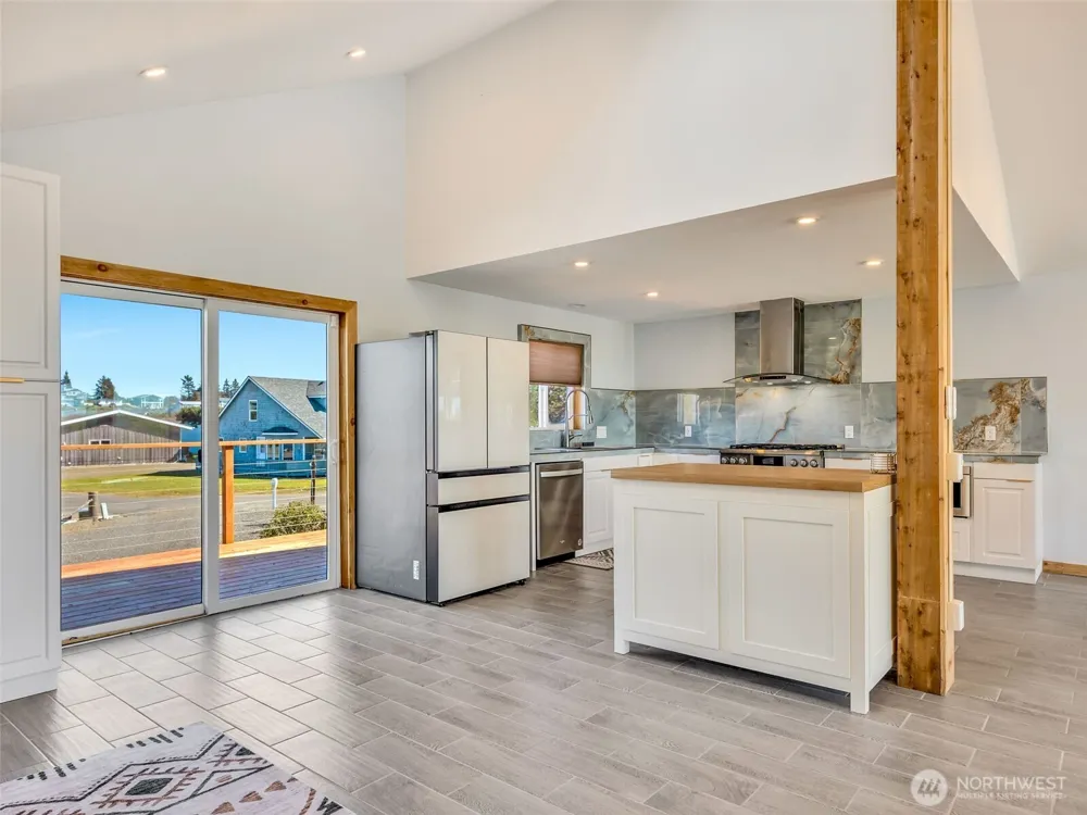 35405 F PLACE Ocean Park, WA 98640