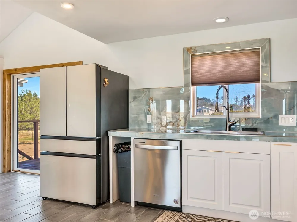 35405 F PLACE Ocean Park, WA 98640
