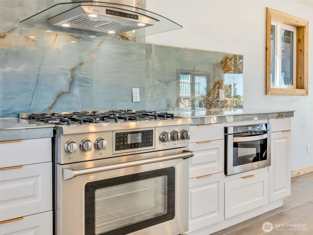 35405 F PLACE Ocean Park, WA 98640