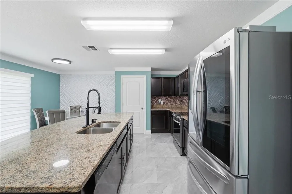 6431 COMO PLACE Lakeland, FL 33805