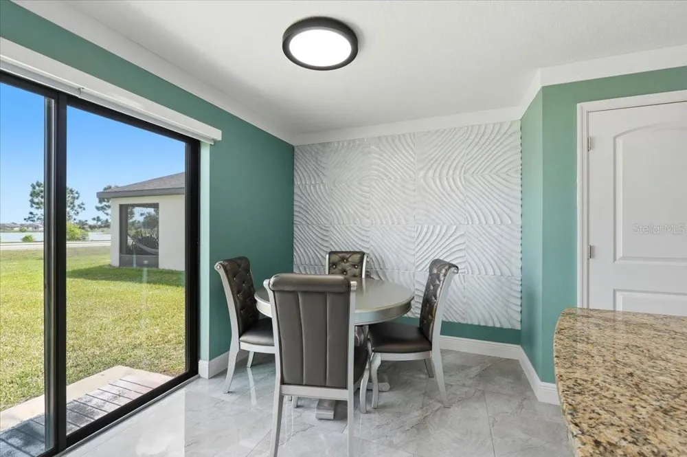 6431 COMO PLACE Lakeland, FL 33805