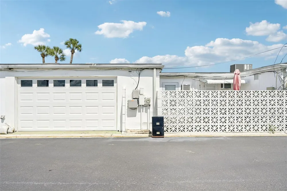 1010 PEBBLE BEACH BOULEVARD Sun City Center, FL 33573
