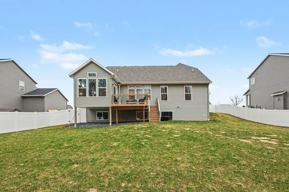 7460 Thistle Street Allendale Charter Township, MI 49401