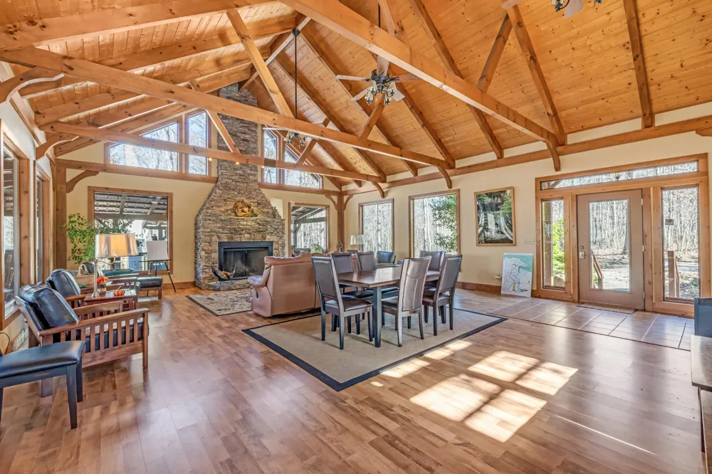 916 Rim Drive Coalmont, TN 37313