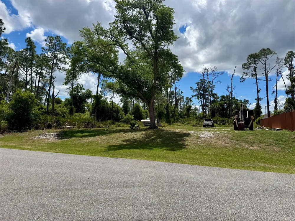 Lot 4 ABERNANT AVENUE North Port, FL 34287