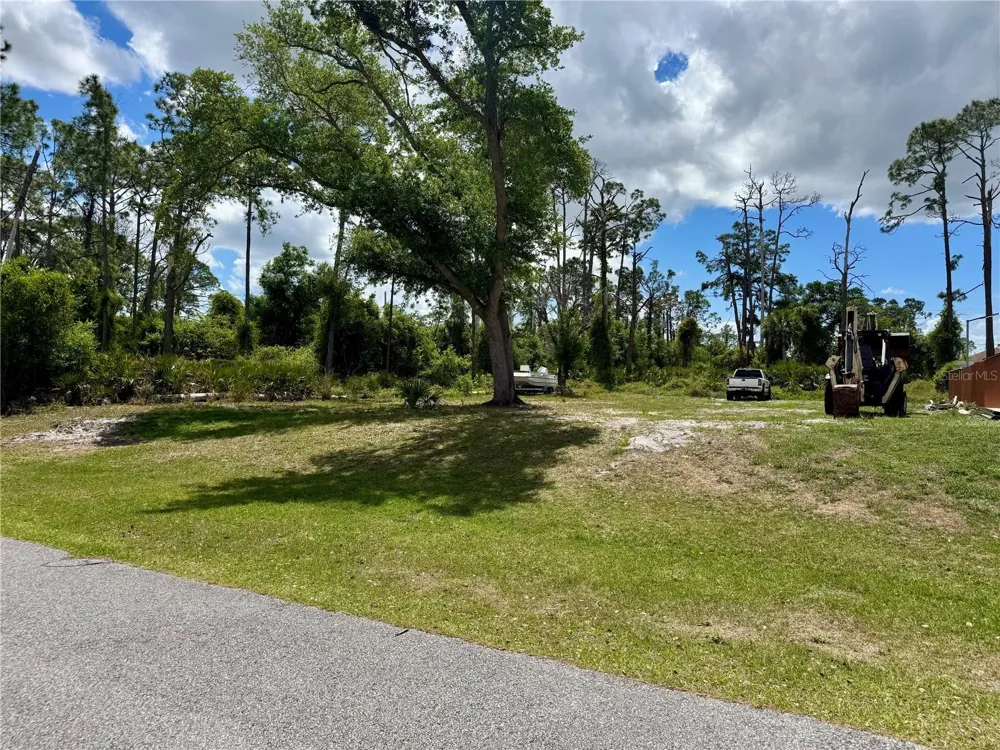 Lot 4 ABERNANT AVENUE North Port, FL 34287