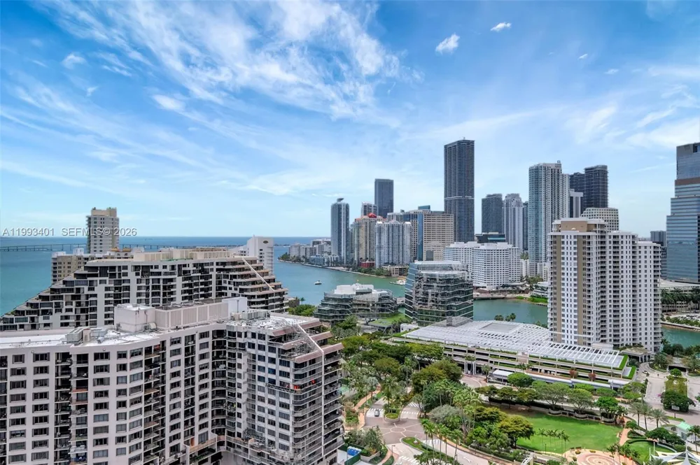 848 Brickell Key Dr #2605 Miami, FL 33131