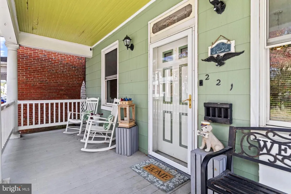221 MAIN STREET New Windsor, MD 21776