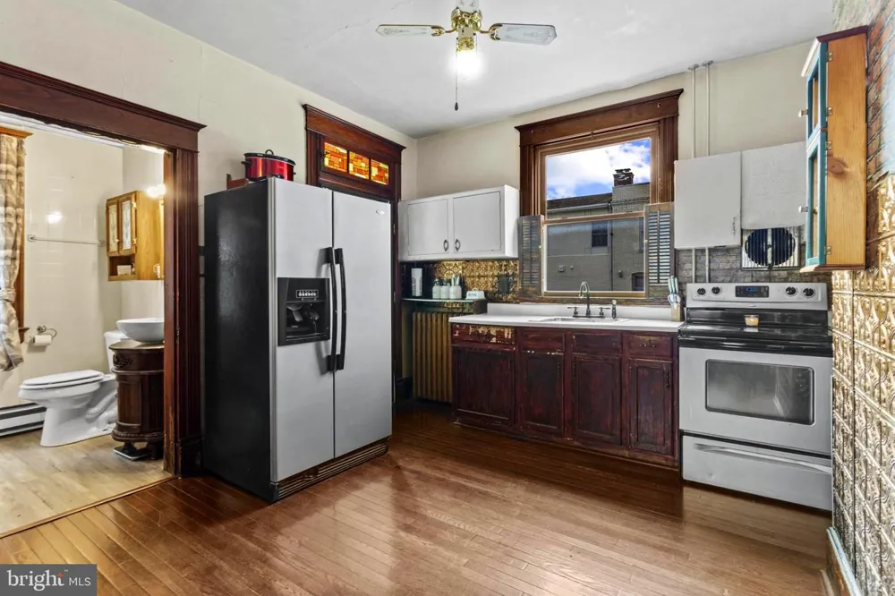 221 MAIN STREET New Windsor, MD 21776